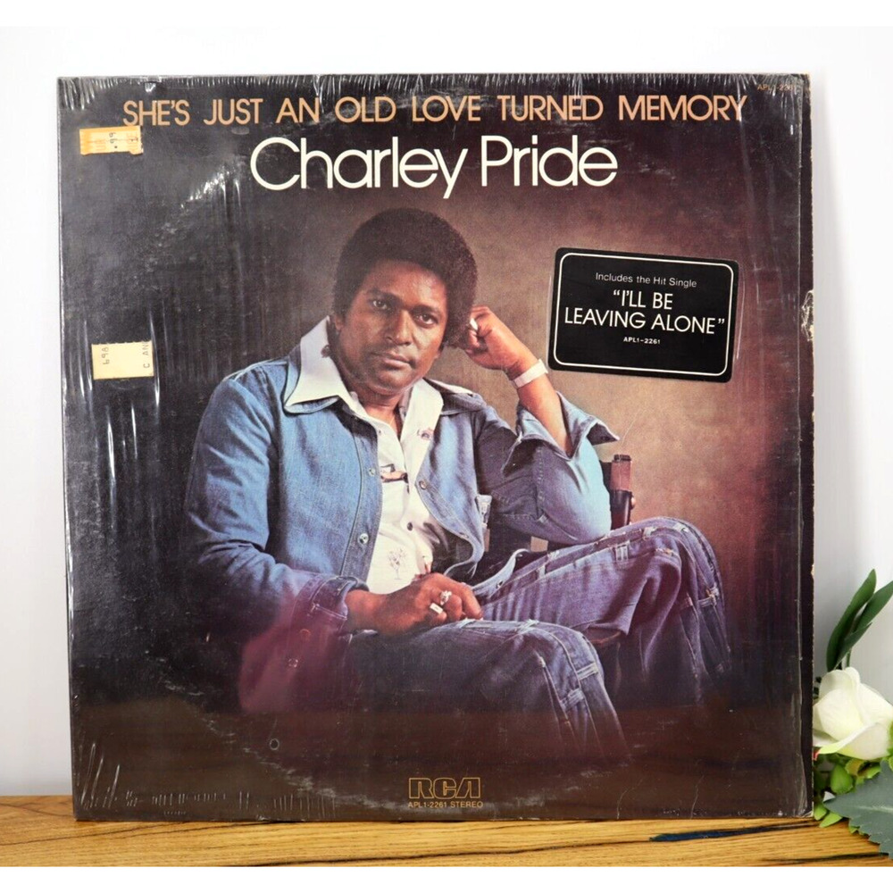 1977 Charley Pride She's Just An Old Love Turned Memory Vinyl LP Record Album